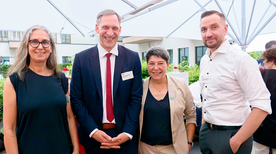 Marcus Schneider, Leiter Abteilung Gesundheit GKV-Spitzenverband, Dr. Sonja Optendrenk, unparteiische Vorsitzende des G-BA, Ute Repschläger, IFK-Vorstandsvorsitzende, Dr. Björn Pfadenhauer, IFK-Geschäftsführer 